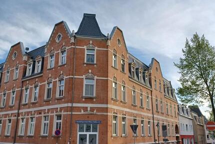 Neu sanierte 4 Raum Wohnung mit 2 Bädern, Stuckdecken ab zu vermieten Wilkau-Haßlau 4 zimmer