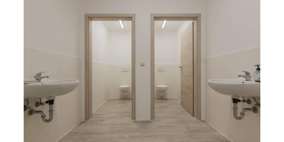 Gewerbeobjekt Pocking Rottau - 6.500&euro; | Angebot:25837936