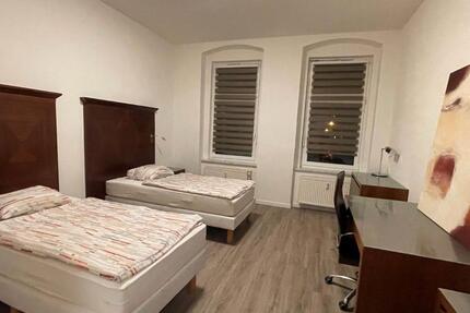 Wohnen auf Zeit Plauen Bahnhofsvorstadt - 5 Zimmer, 104 m&sup2;, 790&euro; | Angebot:26649056