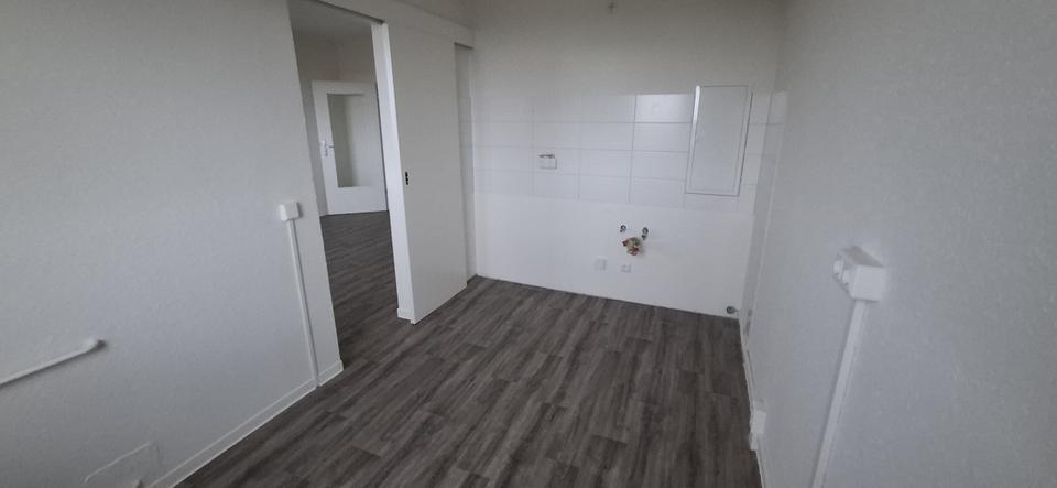 Etagenwohnung Parchim - 3 Zimmer, 58 m&sup2;, 430&euro; | Angebot:24914294