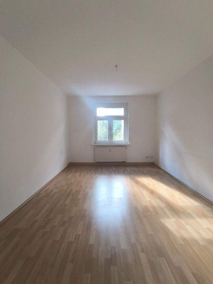 Gemütliche 3-Zimmer-Wohnung mit Balkon in Leipzig Anger-Crottendorf 3 zimmer
