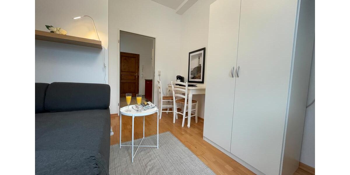 Wohnen auf Zeit Aachen Aachen-Mitte - 1 Zimmer, 15 m&sup2;, 900&euro; | Angebot:12346516