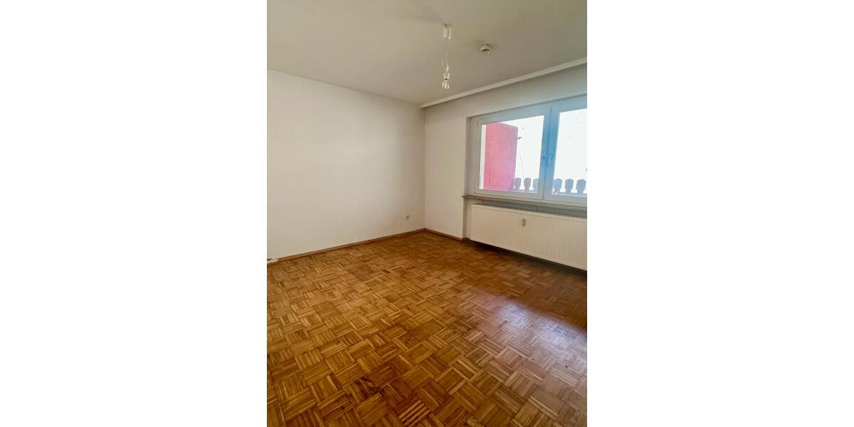 Etagenwohnung Bad Dürkheim - 3 Zimmer, 75 m&sup2;, 800&euro; | Angebot:25405587