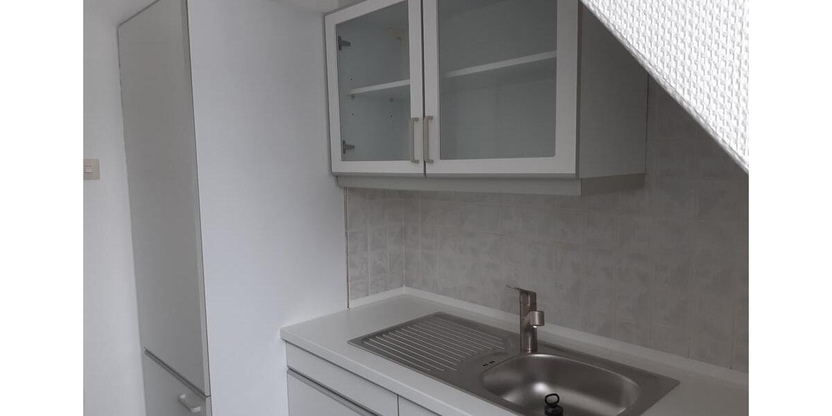 Dachgeschoßwohnung Schöppenstedt - 3 Zimmer, 54 m&sup2;, 360&euro; | Angebot:24785277