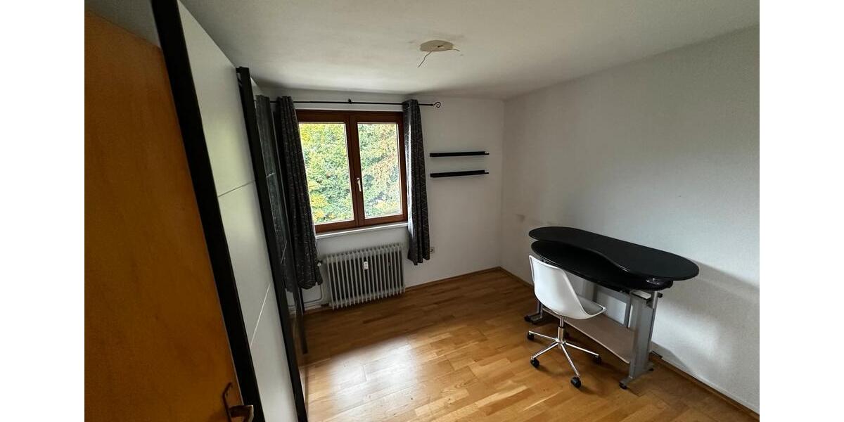 Etagenwohnung Schramberg Tennenbronn - 4 Zimmer, 98 m&sup2;, 900&euro; | Angebot:25393811