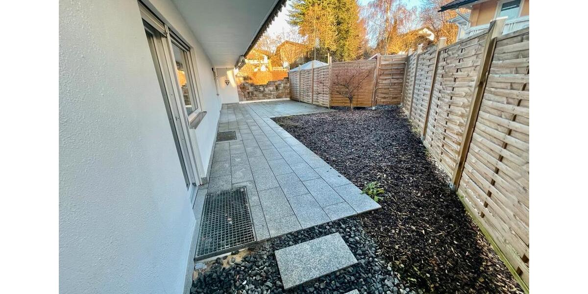 Hochparterre Arnbruck - 5.5 Zimmer, 250 m&sup2;, 1.190&euro; | Angebot:24024657