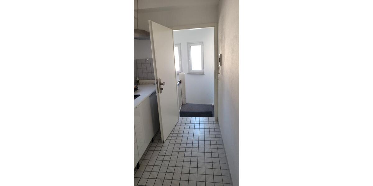 Dachgeschoßwohnung Sankt Ingbert - 1 Zimmer, 27 m&sup2;, 280&euro; | Angebot:26705235