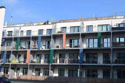 Traumhaftes Wohnen im Herzen der Stadt! 2-Zimmer-Terrassen-Wohnung in Fürth-Südstadt mit EBK und Carport 2 zimmer