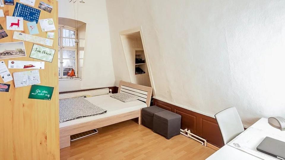 Wohnen auf Zeit Friedberg (Hessen) - 6 Zimmer, 20 m&sup2;, 200&euro; | Angebot:21534683