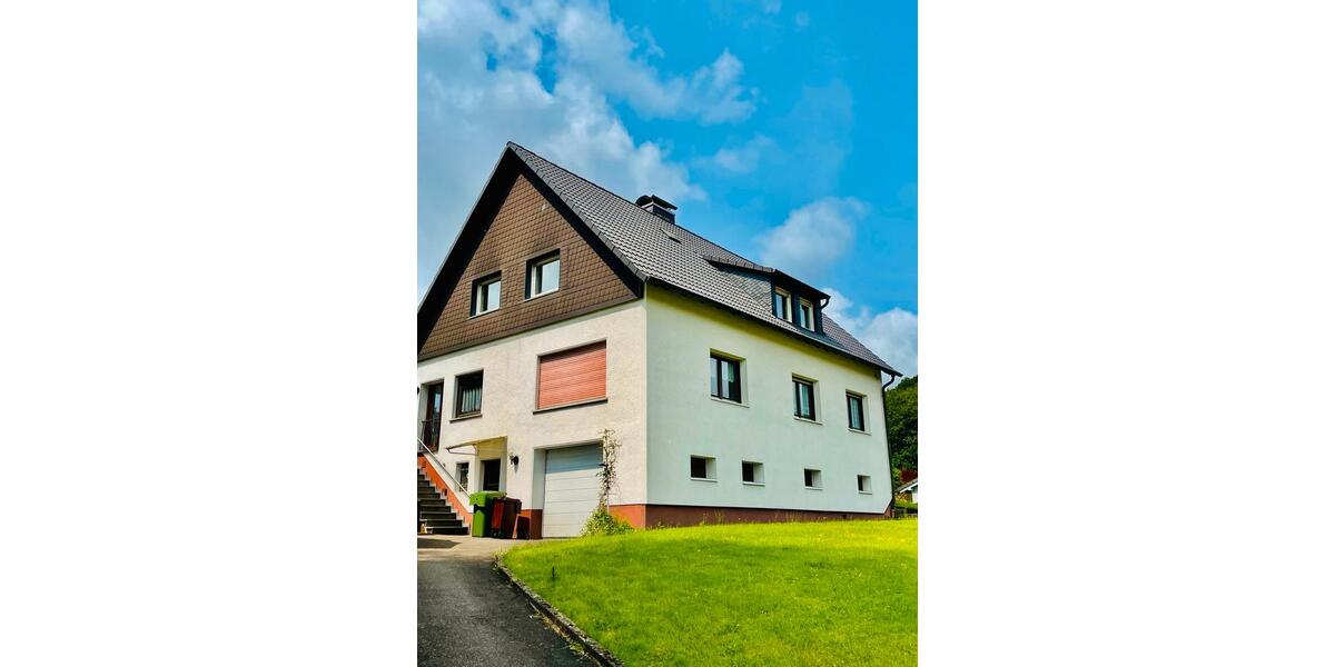 Dachgeschoßwohnung Gummersbach - 4 Zimmer, 73 m&sup2;, 800&euro; | Angebot:26356814