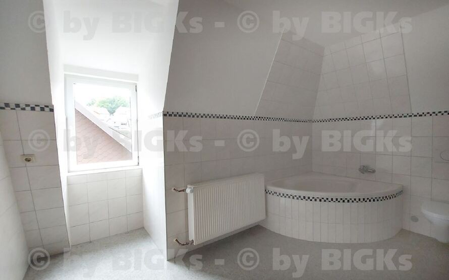 BIGKs - Zella-Mehlis: 3 Zimmer Wohnung, Wannenbad (;-) 3 zimmer