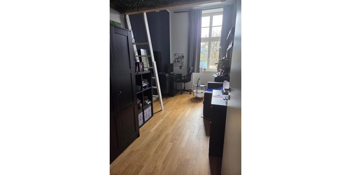 Hochparterre Zossen - 4.5 Zimmer, 100 m&sup2;, 1.431&euro; | Angebot:25757613