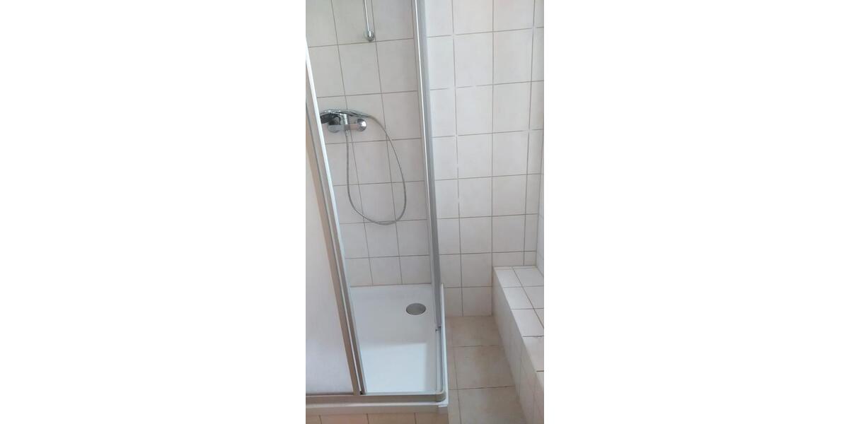 Erdgeschoßwohnung Gera Alt-Taubenpreskeln - 4 Zimmer, 105 m&sup2;, 600&euro; | Angebot:25959372