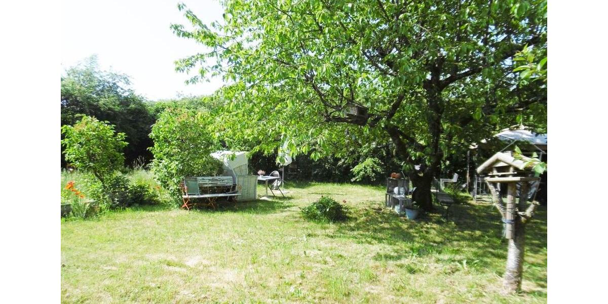 Dachgeschoßwohnung Herleshausen - 3 Zimmer, 399&euro; | Angebot:23360468