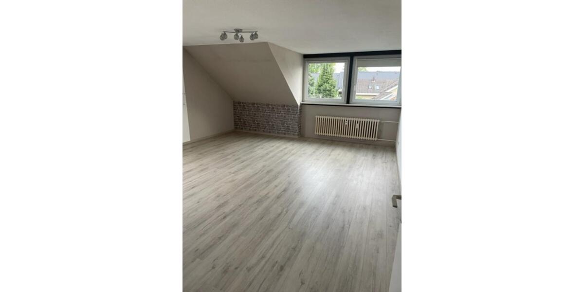 Dachgeschoßwohnung Lemgo - 2 Zimmer, 59 m&sup2;, 490&euro; | Angebot:24976949