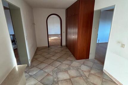 Wohnung Waldsassen - 4 Zimmer, 100 m&sup2;, 1.000&euro; | Angebot:25516193