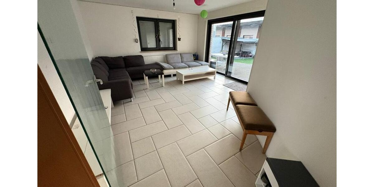 Einfamilienhaus Troisdorf Altenrath - 7 Zimmer, 203 m&sup2;, 6.999&euro; | Angebot:25811174