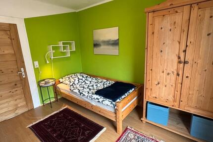 Zimmer mit Balkon in DHH an Wochendheimfahrer 1 zimmer