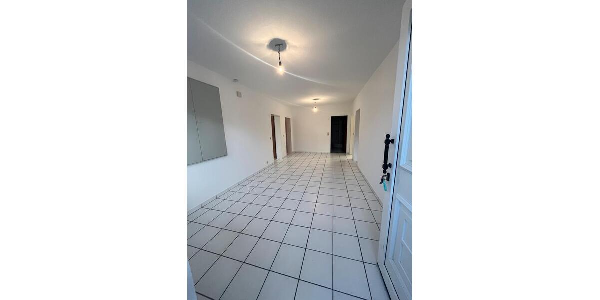Erdgeschoßwohnung Pelm - 3 Zimmer, 100 m&sup2;, 650&euro; | Angebot:26446245