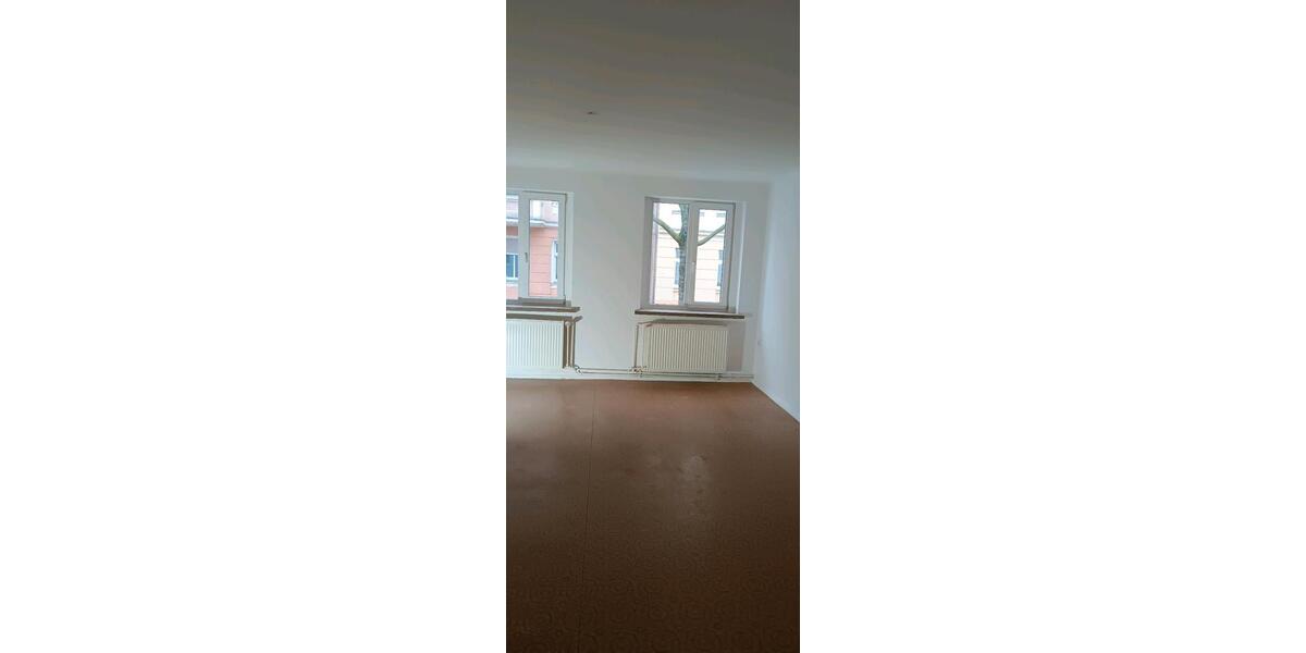 Erdgeschoßwohnung Forst (Lausitz) - 3 Zimmer, 73 m&sup2;, 475&euro; | Angebot:24688377