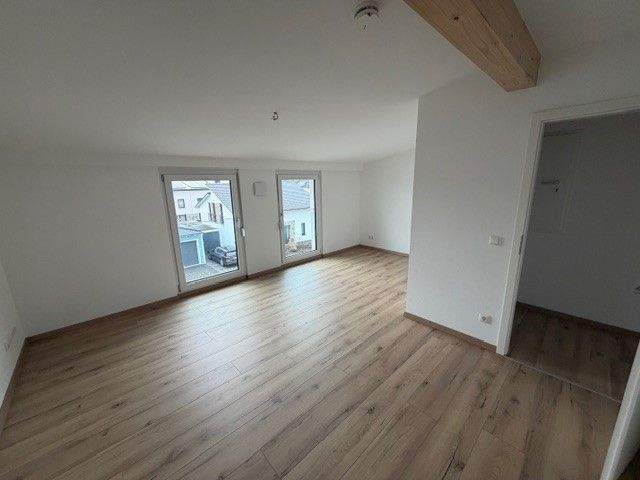 Doppelhaushälfte Biblis - 5 Zimmer, 146 m&sup2;, 1.825&euro; | Angebot:23961853