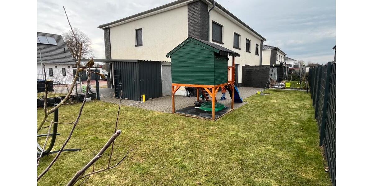 Doppelhaushälfte Walsrode - 5 Zimmer, 140 m&sup2;, 1.500&euro; | Angebot:24962937