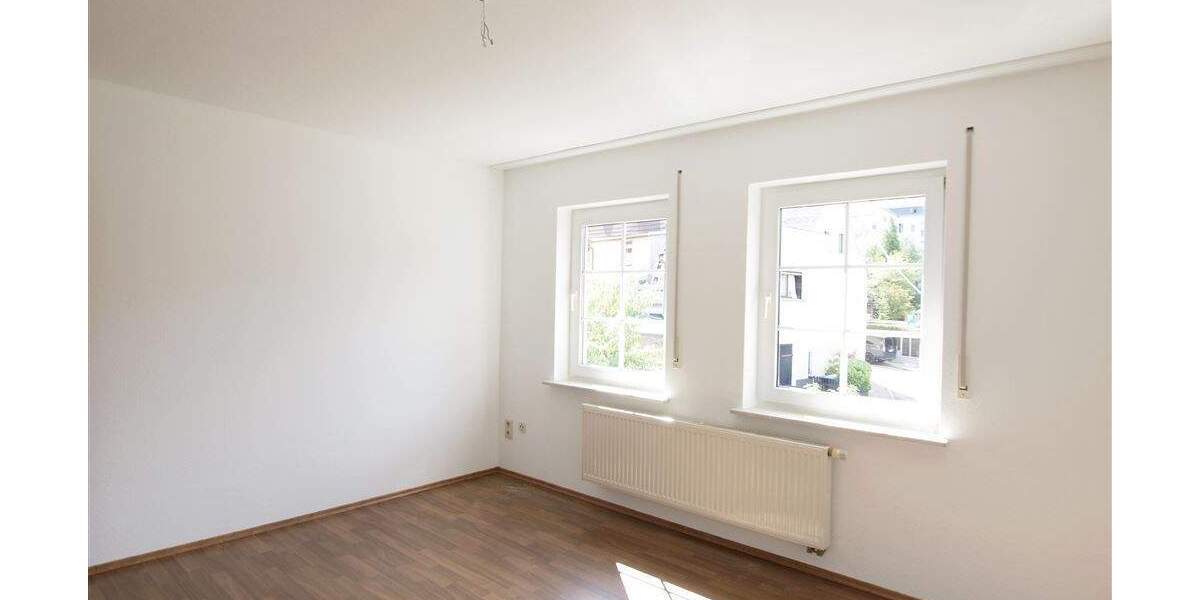 Etagenwohnung Frankenberg - 2 Zimmer, 54 m&sup2;, 335&euro; | Angebot:25741251