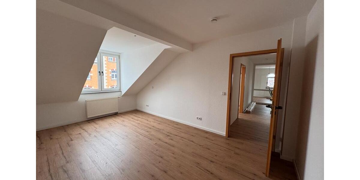 Dachgeschoßwohnung Erfurt Daberstedt - 3 Zimmer, 83 m&sup2;, 950&euro; | Angebot:24573486