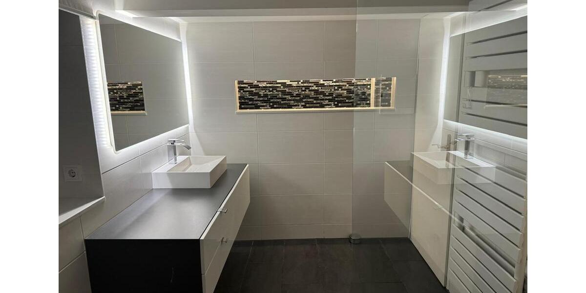 Einfamilienhaus Warstein - 8 Zimmer, 150 m&sup2;, 950&euro; | Angebot:25982315