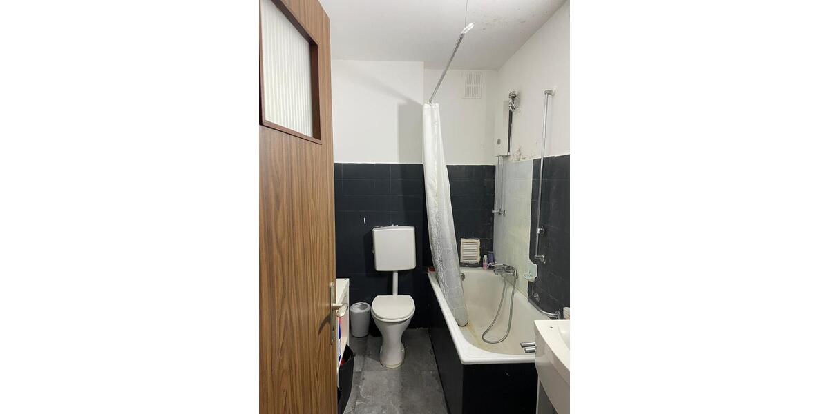 Etagenwohnung Köln Kalk - 2 Zimmer, 65 m&sup2;, 1.100&euro; | Angebot:26568039