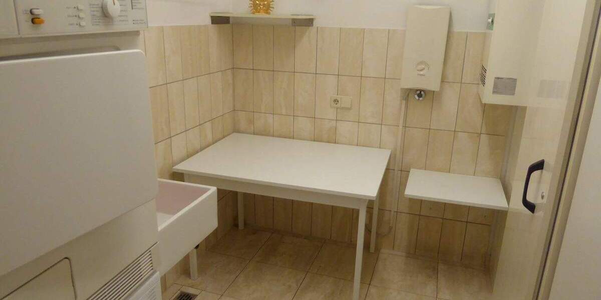 Etagenwohnung Dortmund Mitte - 3 Zimmer, 125 m&sup2;, 1.500&euro; | Angebot:24044054