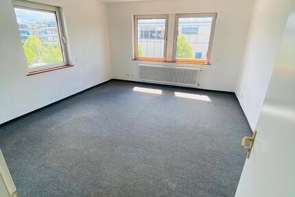 Hausmeister 2,5 Zimmer Wohnung inkl. Südbalkon zu vermieten 2 zimmer