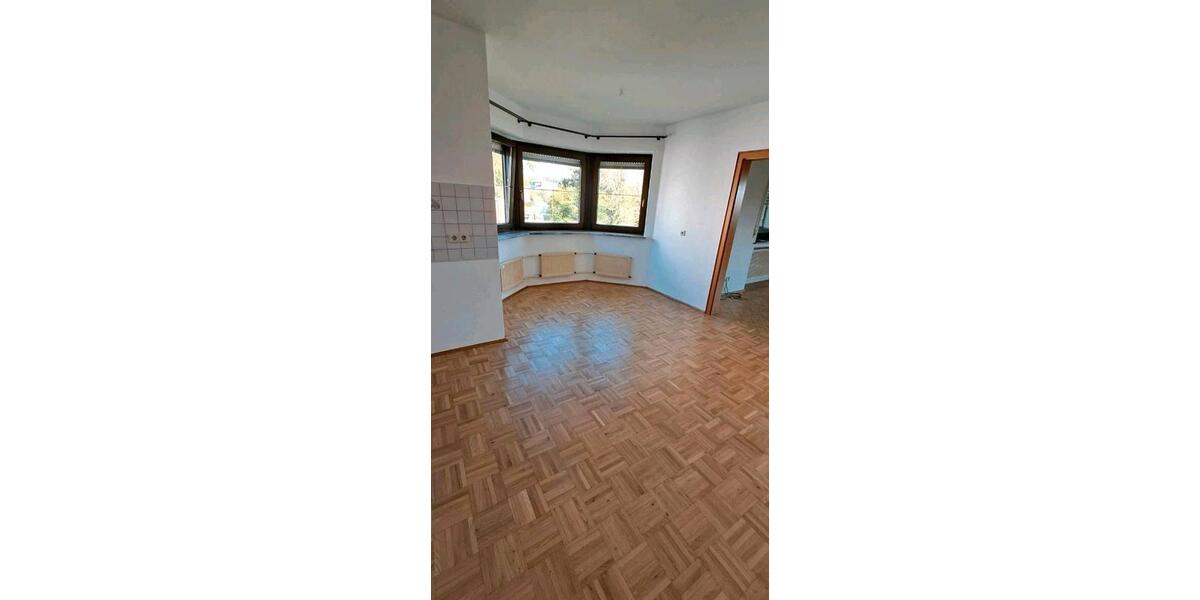 Etagenwohnung Günzburg - 3.5 Zimmer, 120 m&sup2;, 1.150&euro; | Angebot:26492856