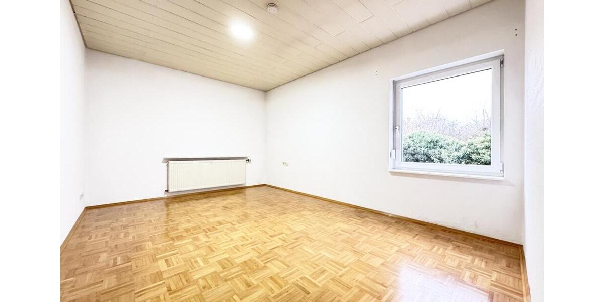 Etagenwohnung Oberstenfeld - 2 Zimmer, 83 m&sup2;, 690&euro; | Angebot:24767104