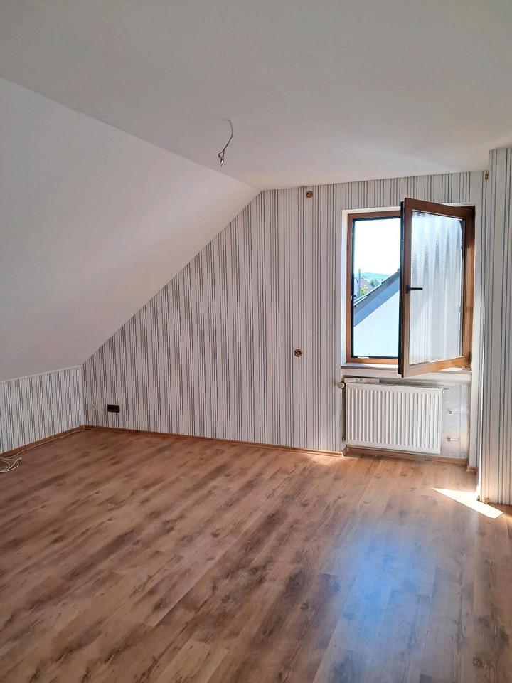 Renovierte 2-ZKB Wohnung mit Einbauküche