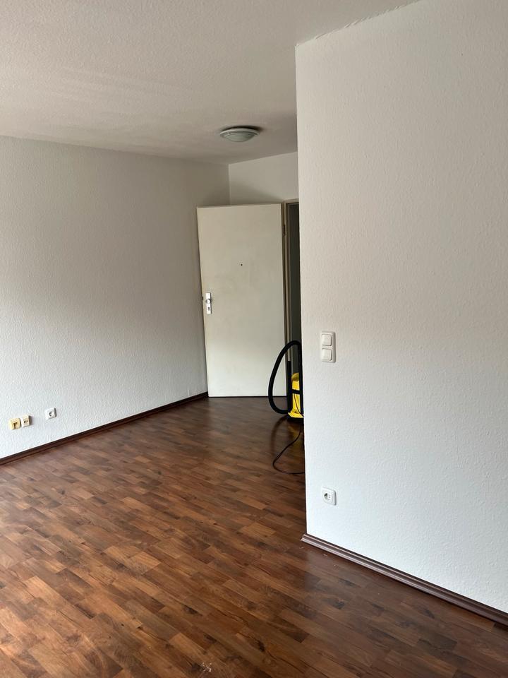 EinZimmerwohnung mit Neckarblick in Ziegelhausen