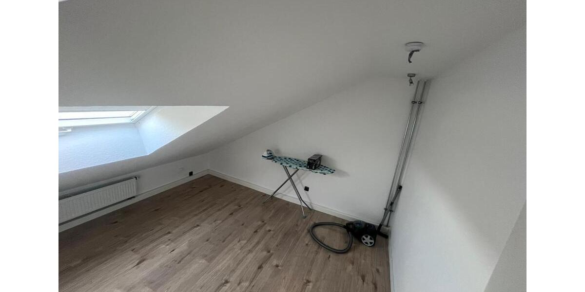 Dachgeschoßwohnung Lippstadt - 2 Zimmer, 58 m&sup2;, 575&euro; | Angebot:24398842