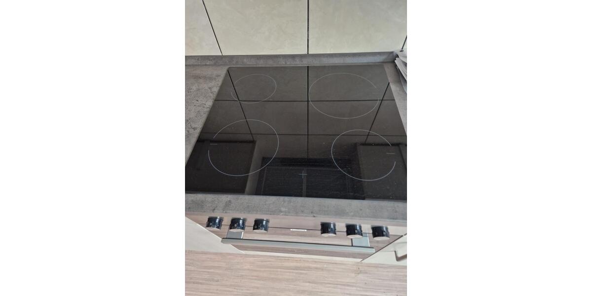 Wohnen auf Zeit Edewecht - 18 Zimmer, 750 m&sup2;, 500&euro; | Angebot:21129371