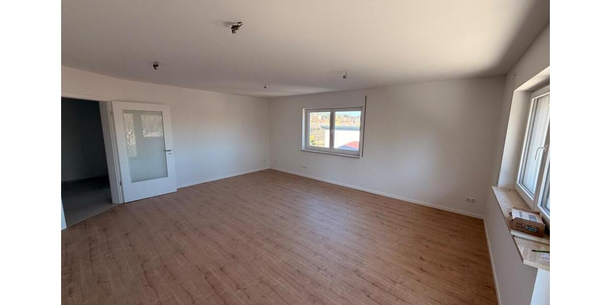 Etagenwohnung Simbach am Inn - 3 Zimmer, 104 m&sup2;, 730&euro; | Angebot:26091504