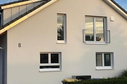 Helle 3,5 Zimmer-Wohnung mit Garten - Neubaustandard EH 55 3 zimmer