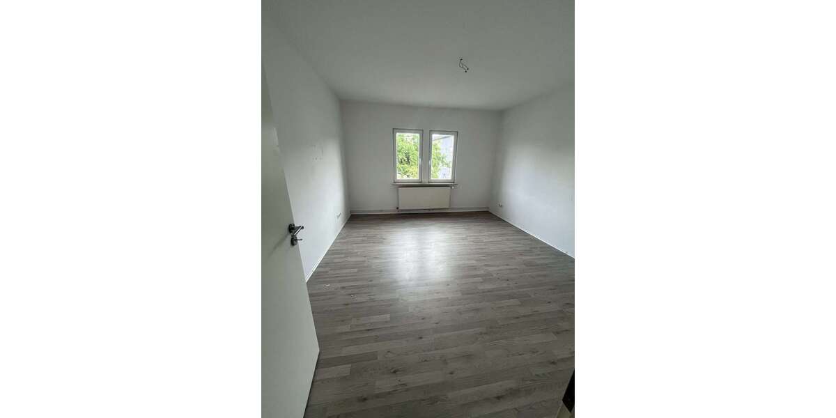 Etagenwohnung Mainz-Mombach Mombach - 4 Zimmer, 80 m&sup2;, 790&euro; | Angebot:26487576