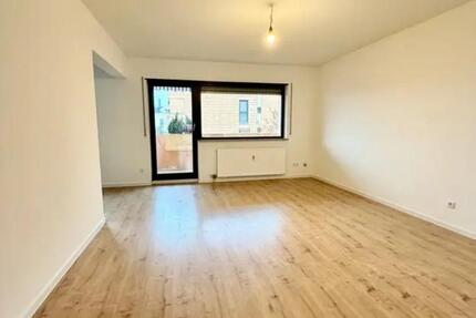 Frisch renovierte 3,5-Zimmer-Wohnung mit Balkon & top-Schnitt 3.5 zimmer