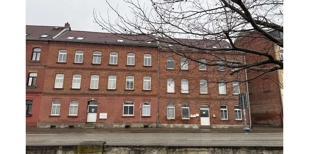 Etagenwohnung Halberstadt - 4 Zimmer, 86 m&sup2;, 379&euro; | Angebot:25375602
