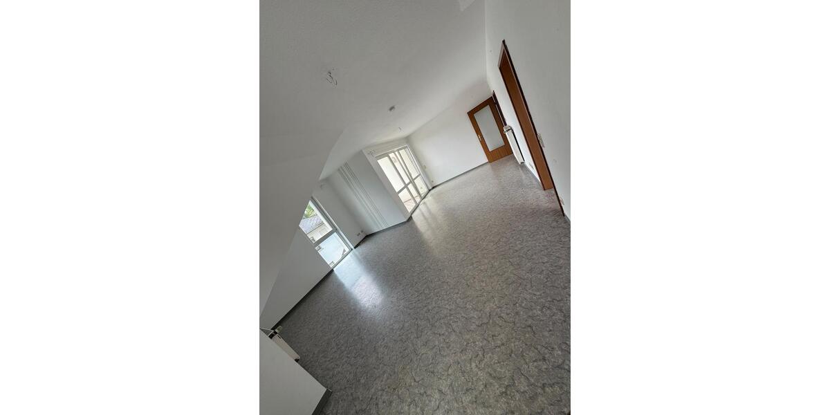 Etagenwohnung Prüm - 3 Zimmer, 82 m&sup2;, 880&euro; | Angebot:26618749