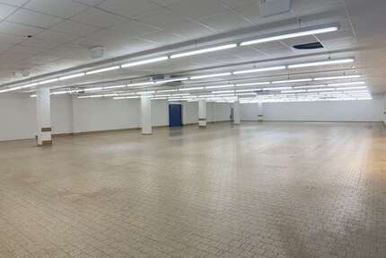 Halle in Thyrow 2.475 € 721 m² zimmer