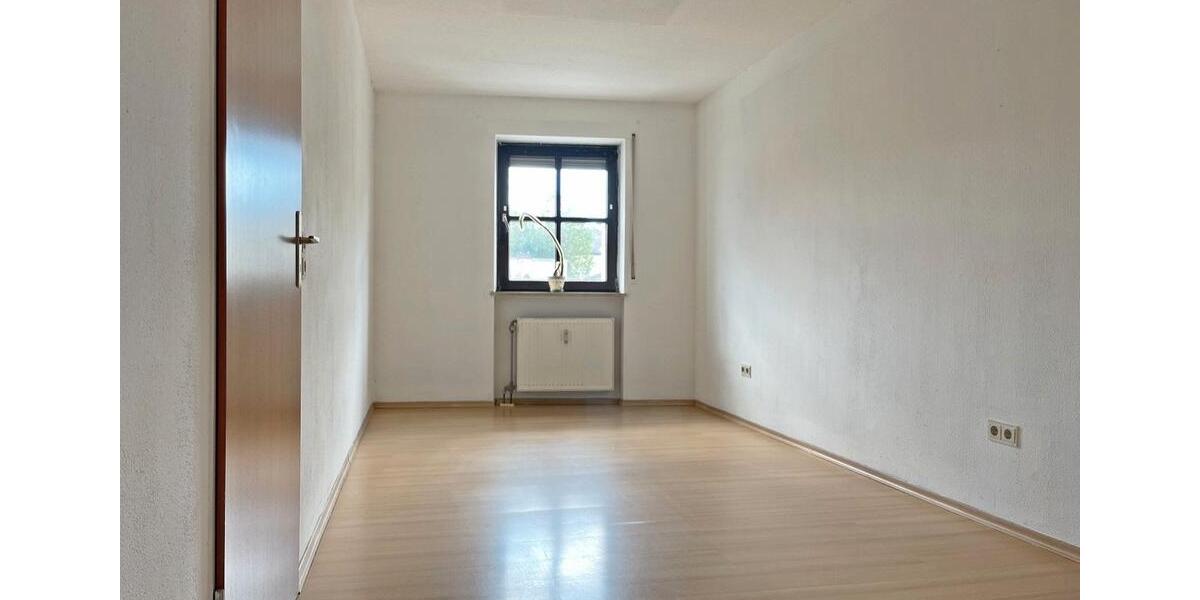 Etagenwohnung Tann - 2.5 Zimmer, 72 m&sup2;, 460&euro; | Angebot:26670896