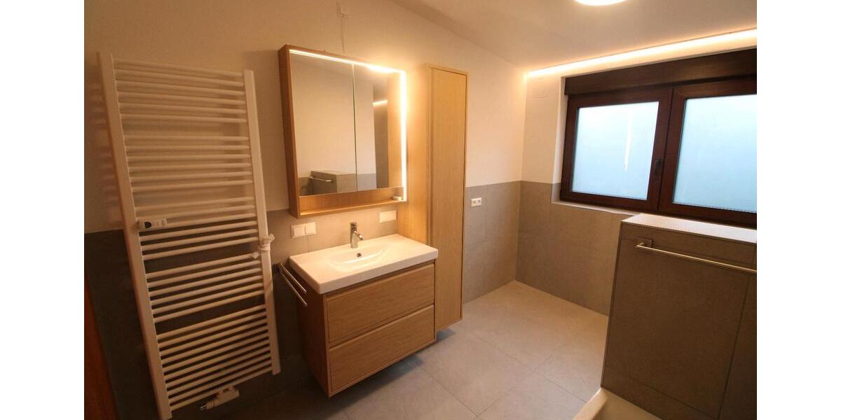 Dachgeschoßwohnung Igersheim - 3.5 Zimmer, 113 m&sup2;, 1.130&euro; | Angebot:24870124