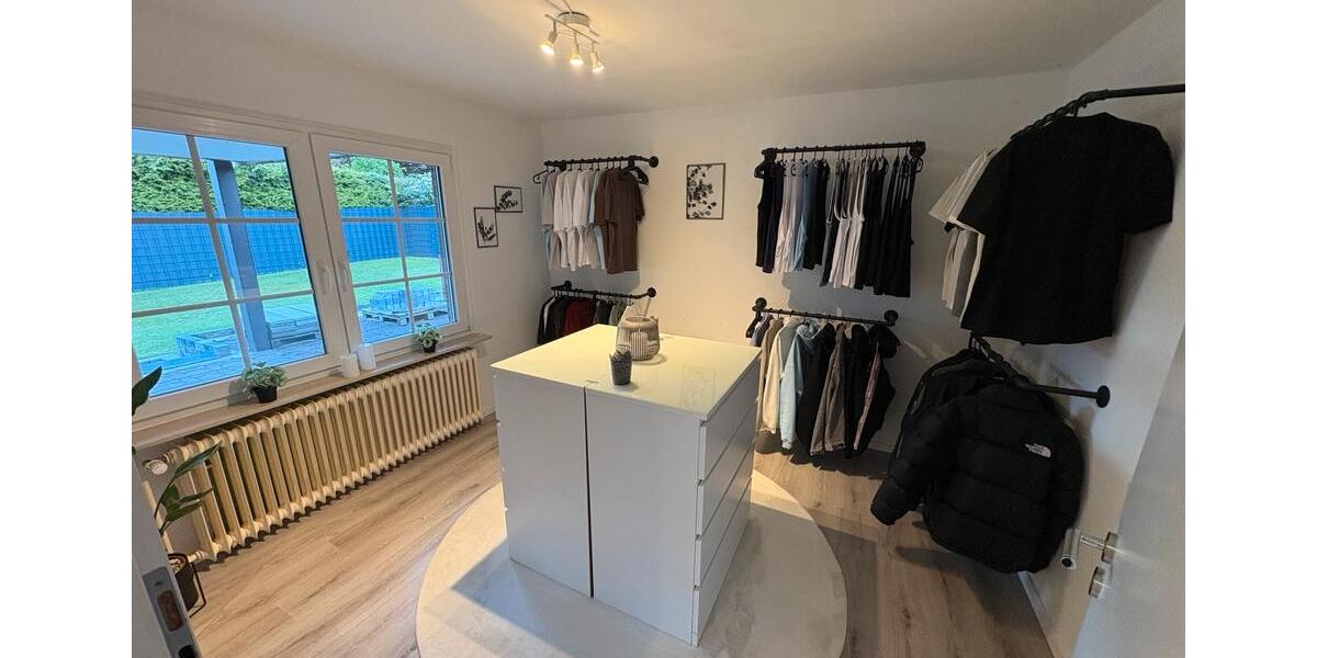 Erdgeschoßwohnung Pahlen - 4.5 Zimmer, 120 m&sup2;, 1.300&euro; | Angebot:26592711