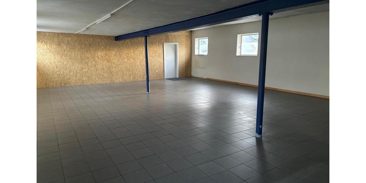 Gewerbeobjekt Berg bei Neumarkt in der Oberpfalz - 450&euro; | Angebot:24576512