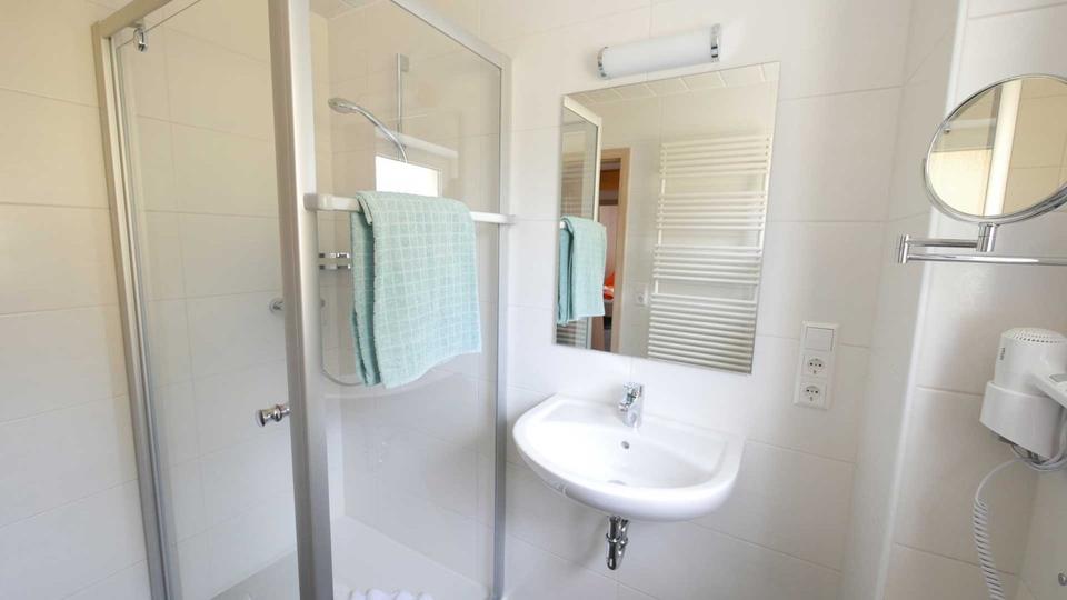 Erdgeschoßwohnung Ochsenhausen - 4 Zimmer, 70 m&sup2;, 770&euro; | Angebot:25839345